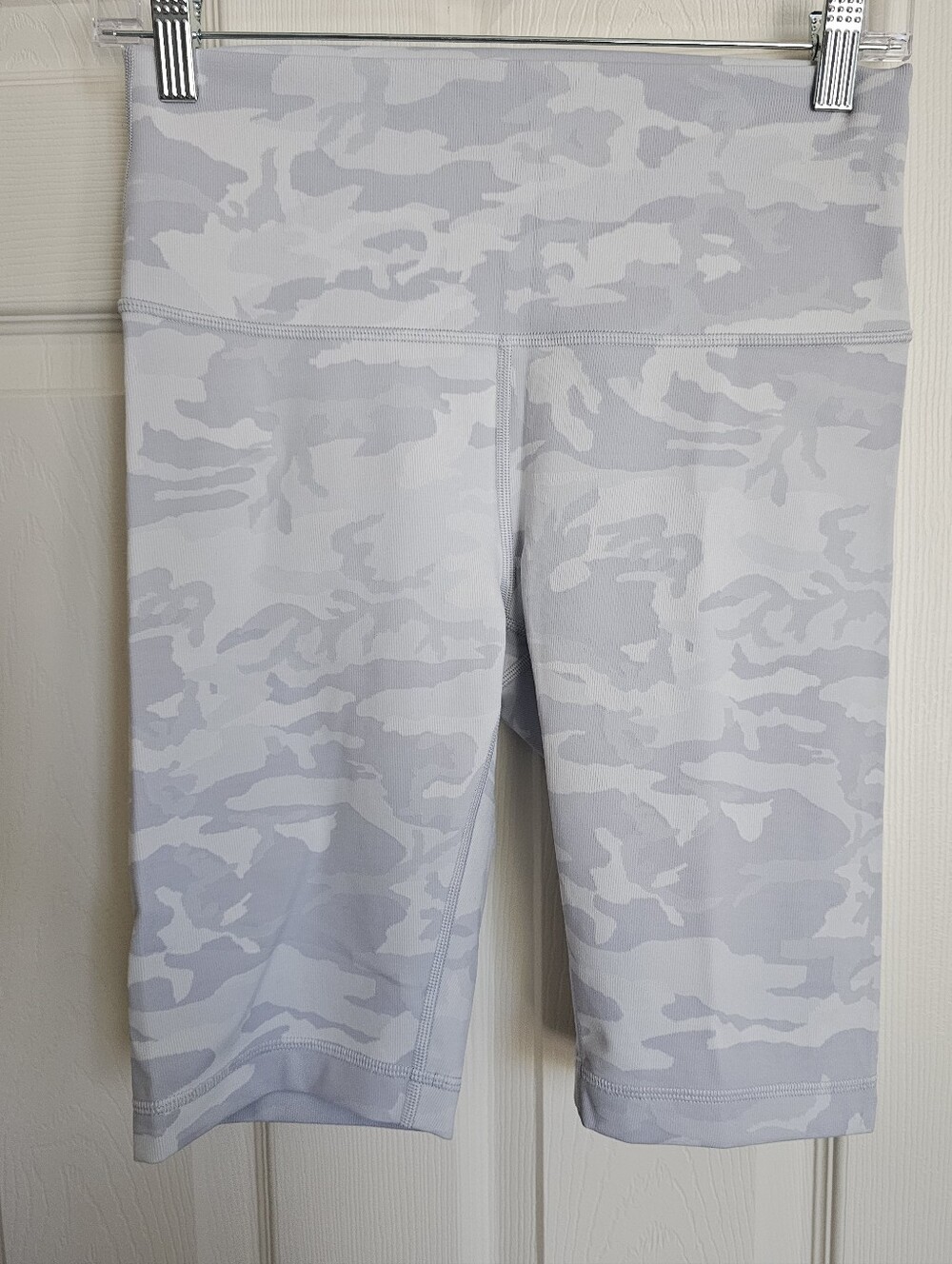 Lululemon - Picture 9 of 10